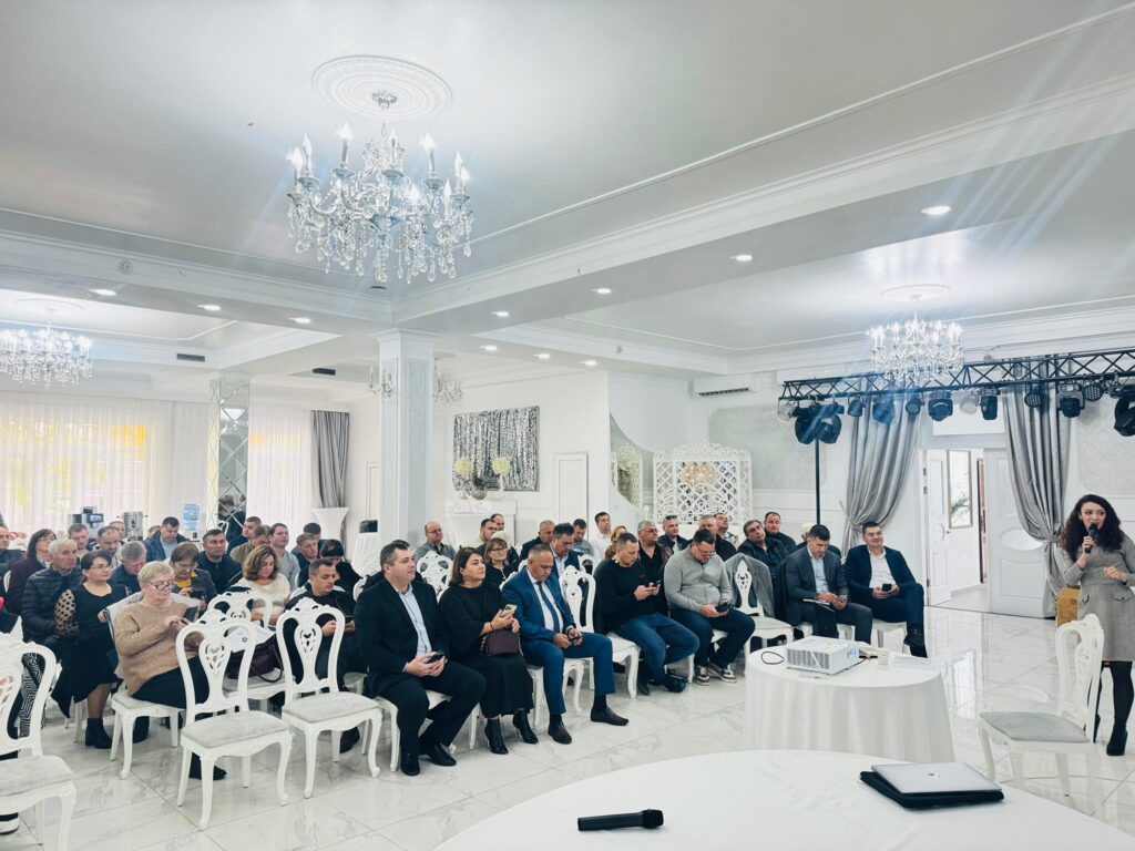 CCAR a fost alături de #IFAD astăzi, la Edineț, în cadrul unui eveniment dedicat sprijinirii antreprenorilor din mediul rural și dezvoltării sectorului agricol. 4 470830876 122127615980564674 2281397382874390048 n