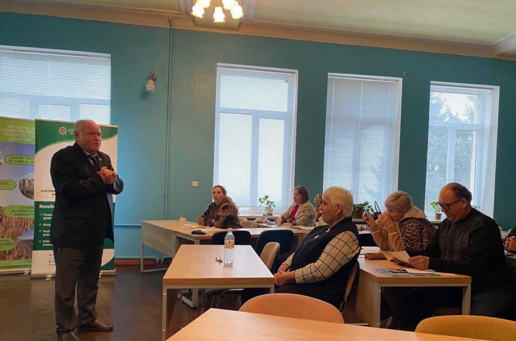La Bălți, un seminar organizat de #CCAR în colaborare cu AO „Ecosistem” 6 471511325 122129068670564674 4873296752593195327 n