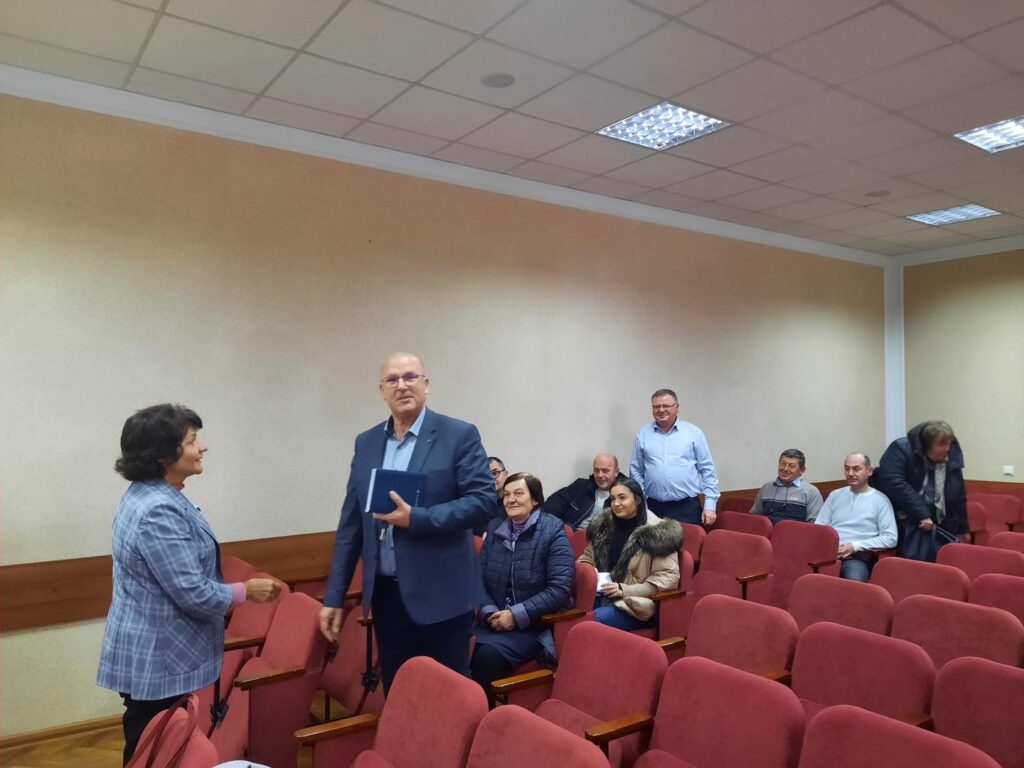 Agricultorii din Edineț, mai pregătiți pentru succes financiar! 3 471575316 122129085482564674 4243769055062998667 n