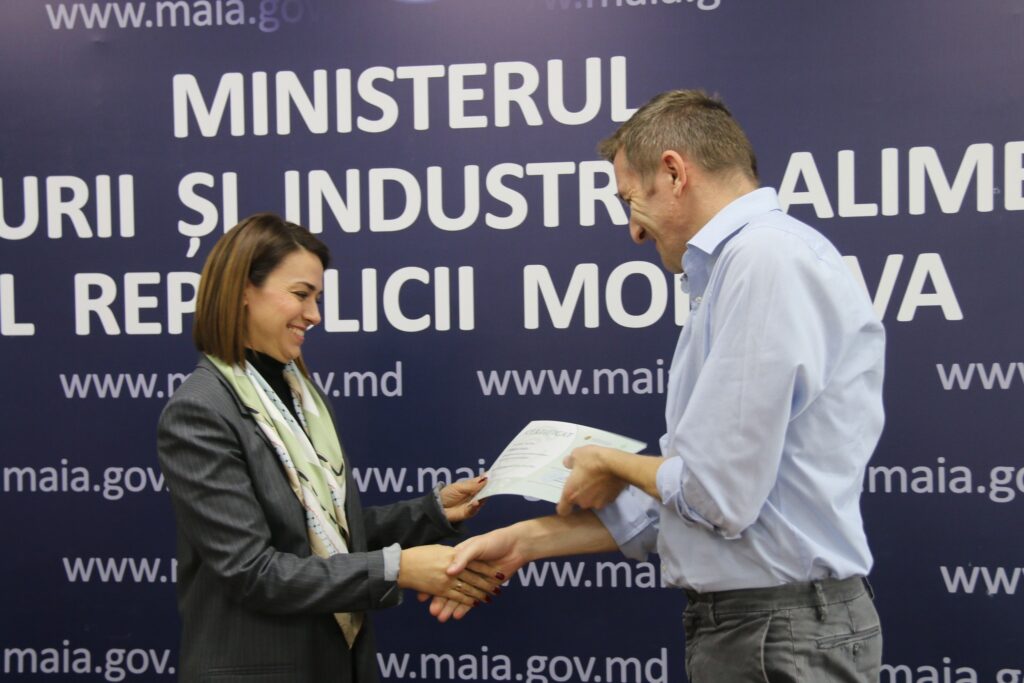 Finalizarea cu succes a programului de formare 8 473755477 122133954734564674 7903861660206971684 n