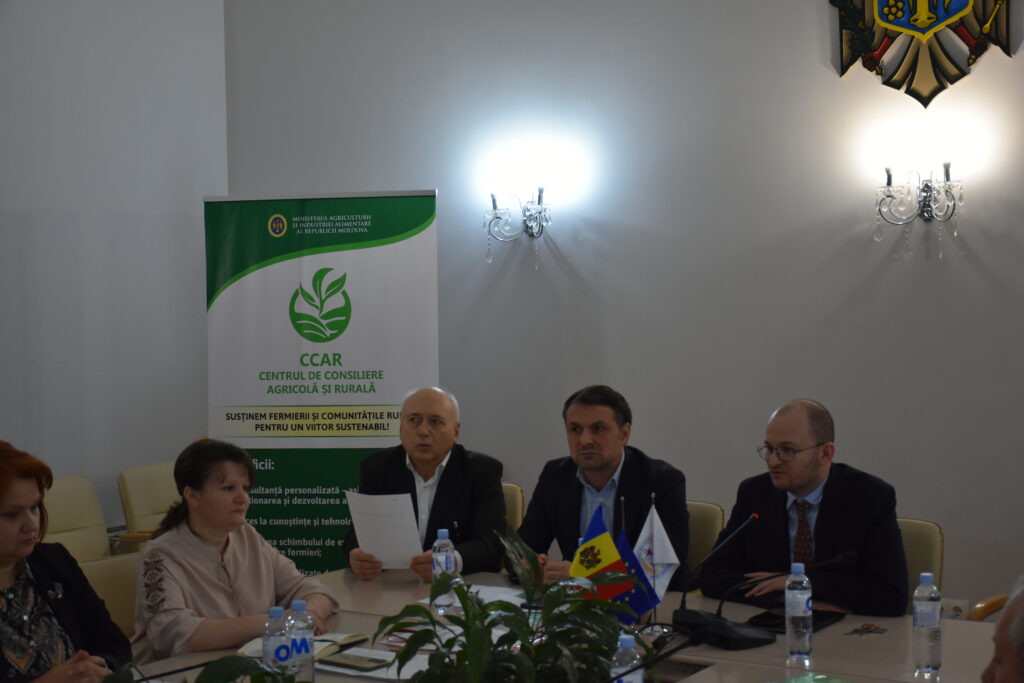 ANSA a organizat un seminar practic cu genericul: ”Producerea materialului săditor viticol de valoare biologică înaltă” 2 dsc 4680